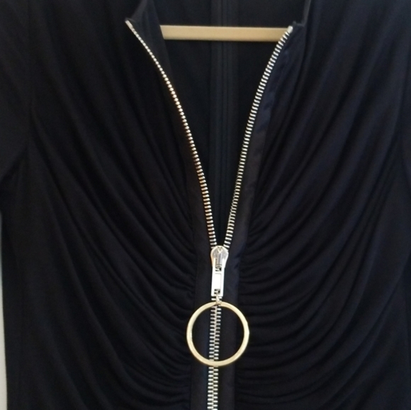 GIVENCHY DRESS, LONG SLEEVE, BLACK 42. - Picture 3 of 8